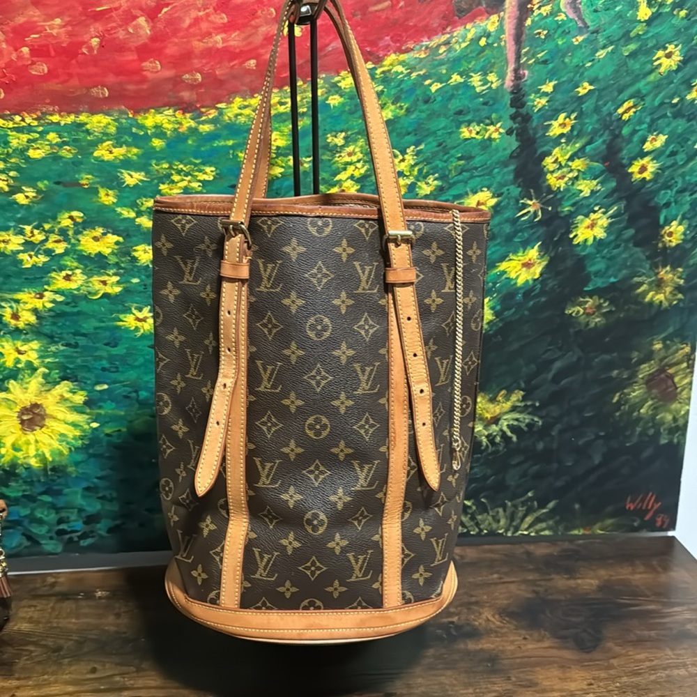 LOUIS VUITTON Monogram Bucket Bag - Vintage